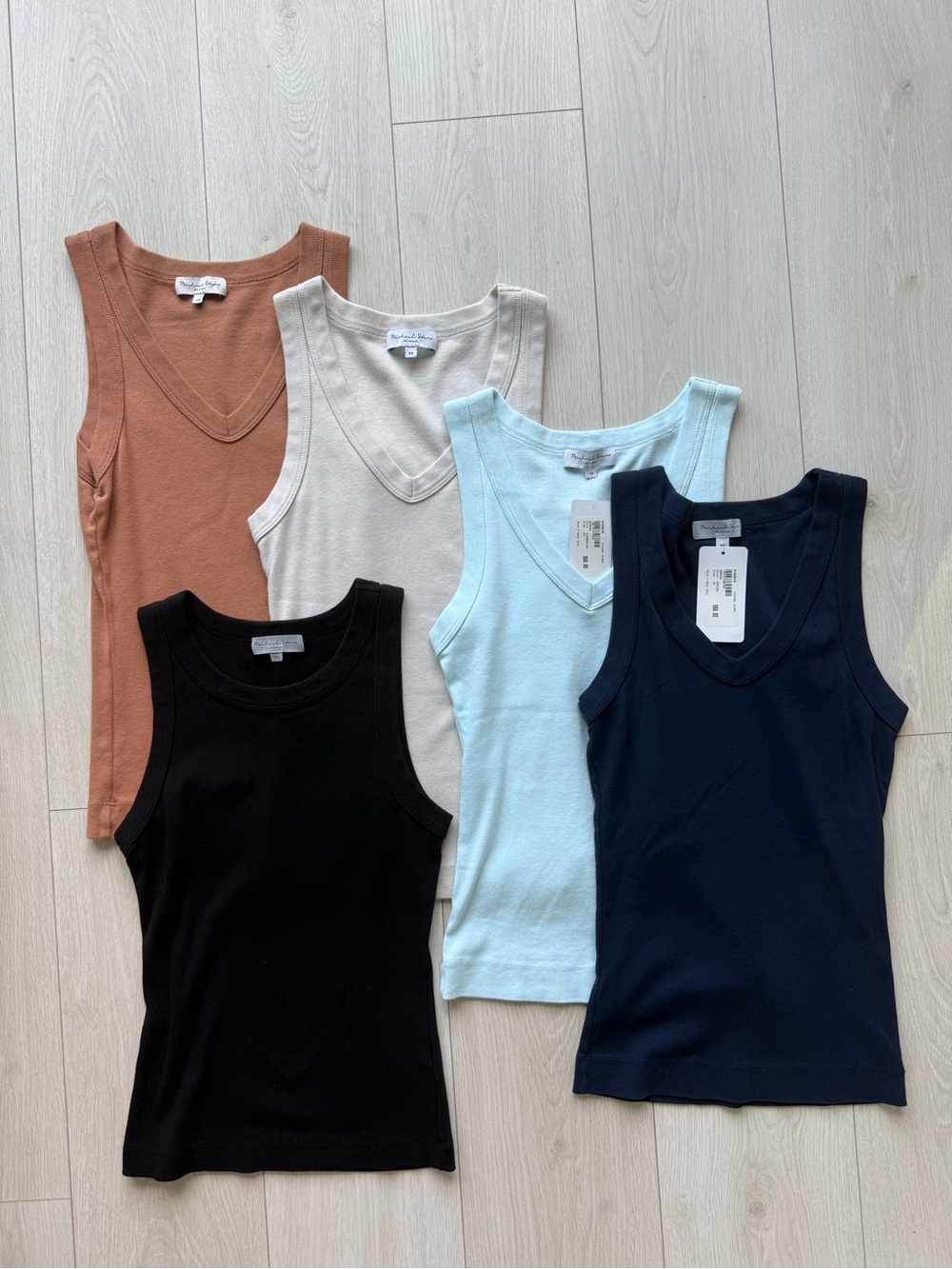 Michael Stars MayaClassic V-Neck Rib Tank - bundle XS